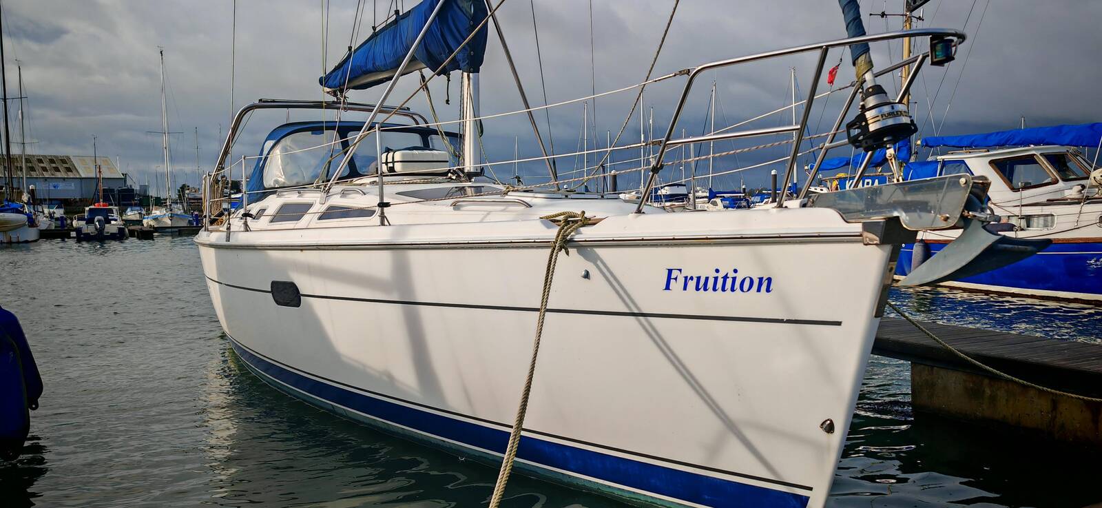 2003 Hunter Legend 356   Bilge keel