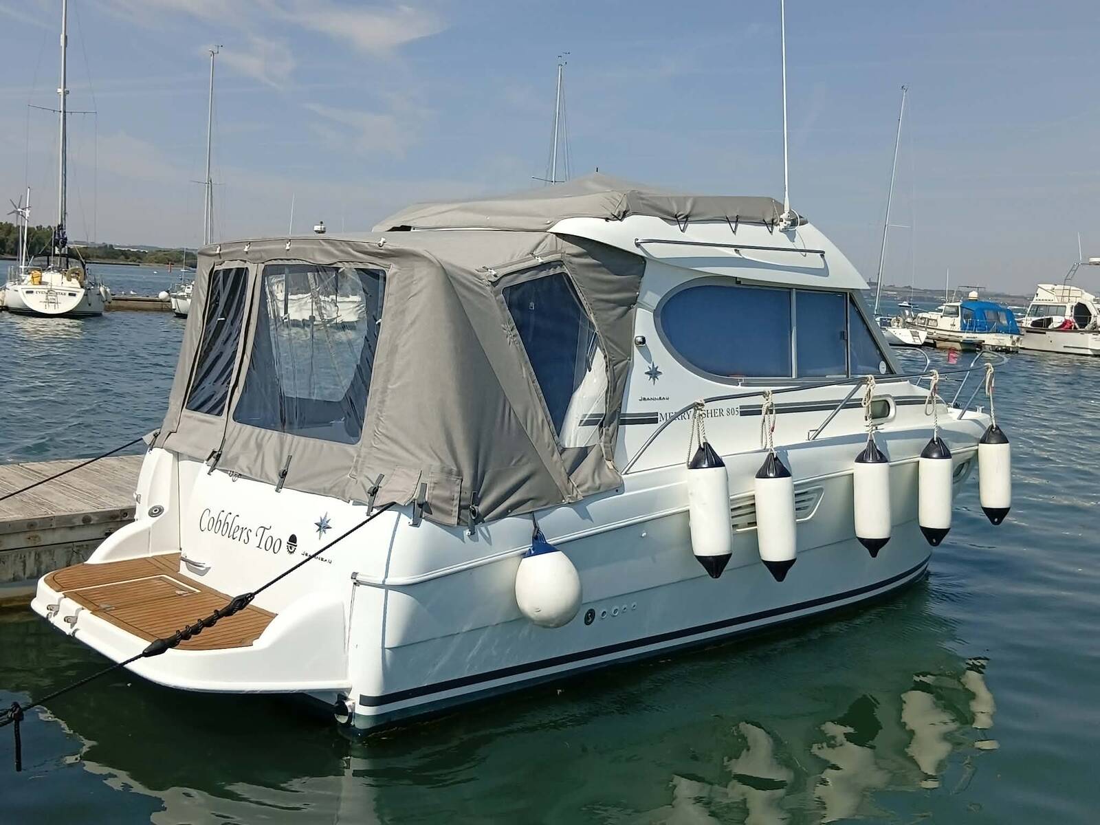 2005 Jeanneau Merry Fisher 805