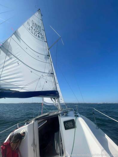 1998 Jeanneau 24.2
