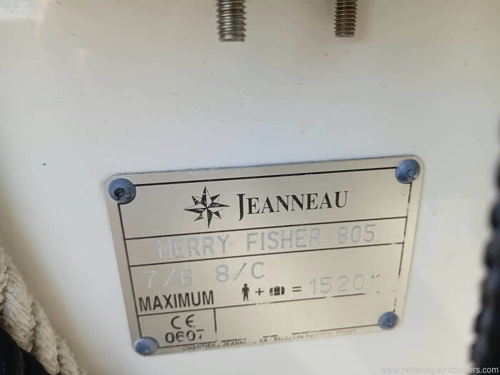 2005 Jeanneau Merry Fisher 805