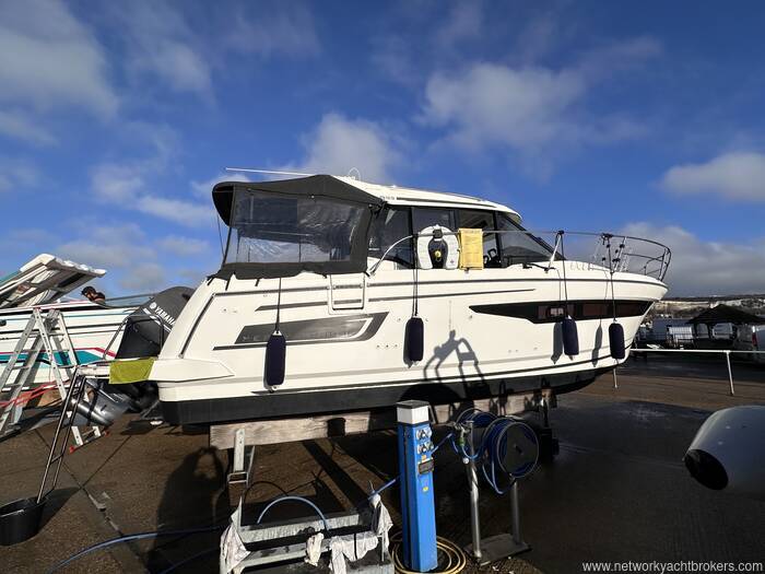 2017 Jeanneau Merry Fisher 895 Series 1