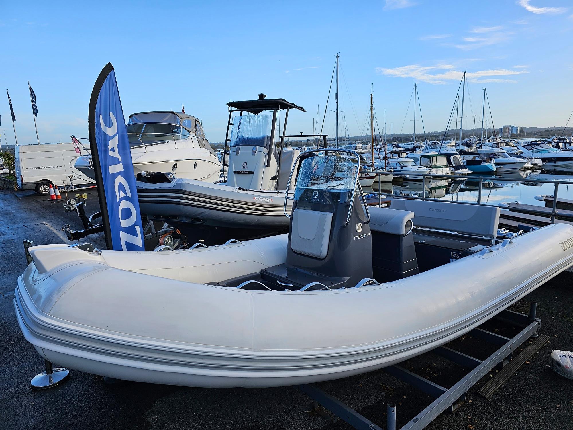 2022 Zodiac Medline 580