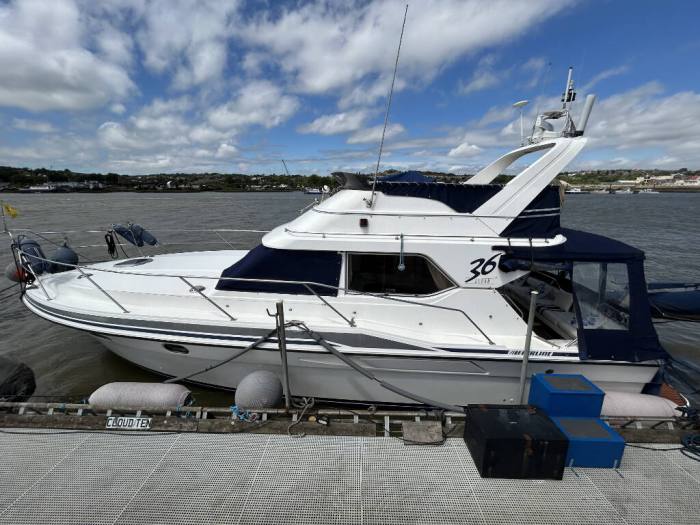 1990 Fairline 36 Sedan