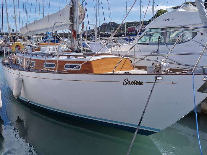1993 Classic Yacht Robertson 35