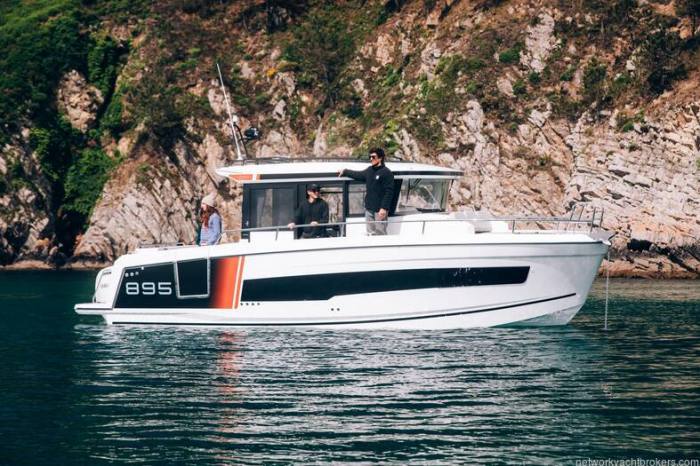 2024 Jeanneau Merry Fisher 895 Sport Series 2