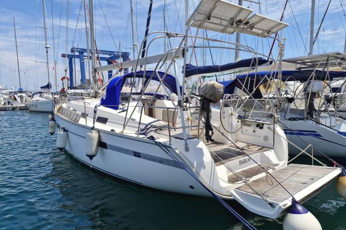 2010 Bavaria Cruiser 40