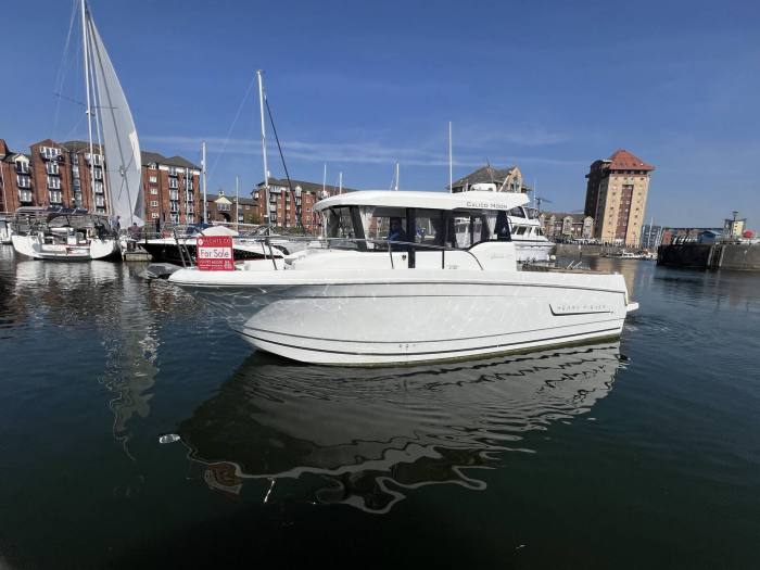 2013 Jeanneau Merry Fisher 855 Marlin