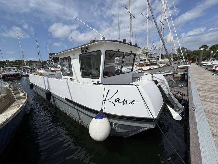 2008  9.5 Catamaran