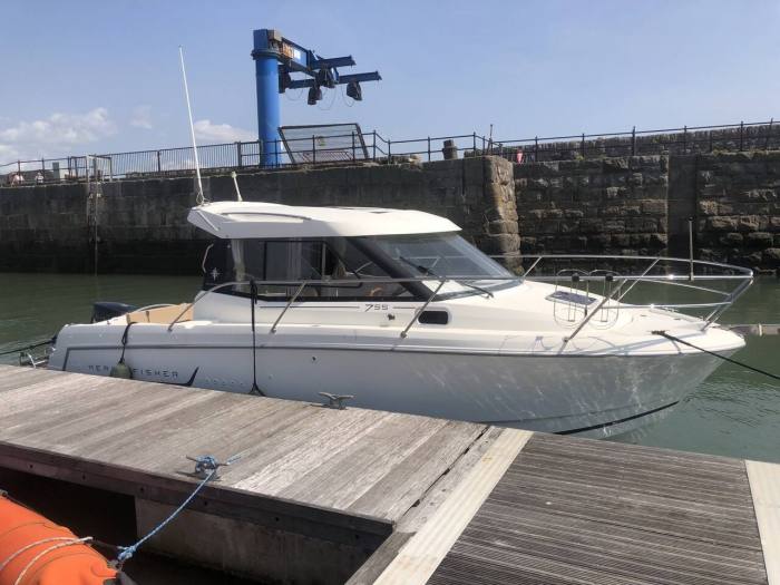 2013 Jeanneau Merry Fisher 755