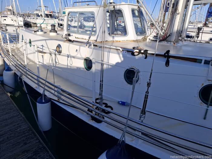 2001  Roberts 40