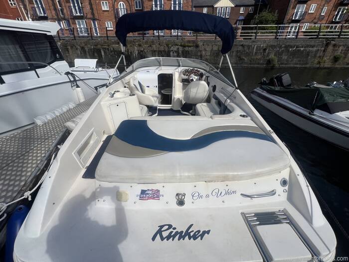 2004 Rinker 232 Captiva