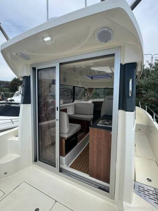 2021 Quicksilver 905 Pilothouse