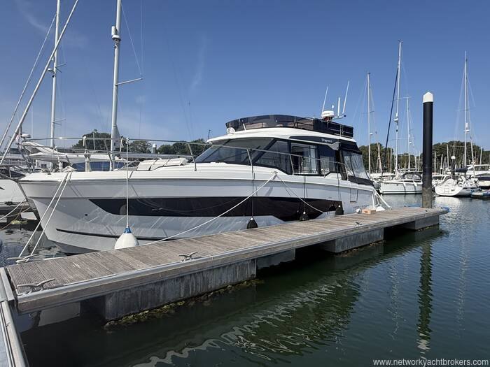 2025 Jeanneau Merry Fisher 1295 Fly