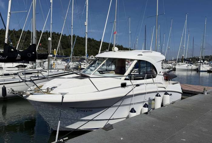 2008 Beneteau Antares 8