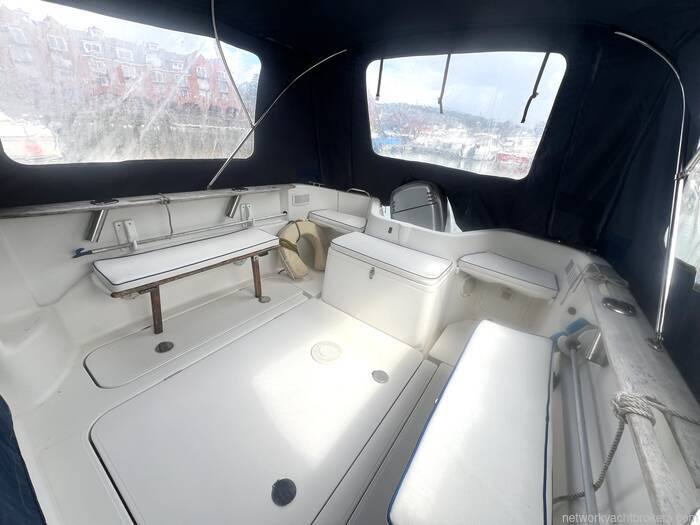 2005 Quicksilver 640 Pilothouse