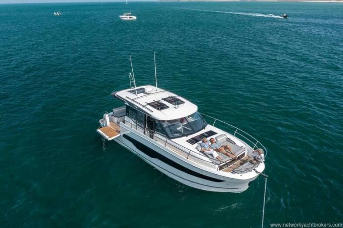 2026 Jeanneau Merry Fisher 1295 Coupe