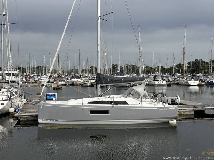 2019 Beneteau Oceanis 30.1