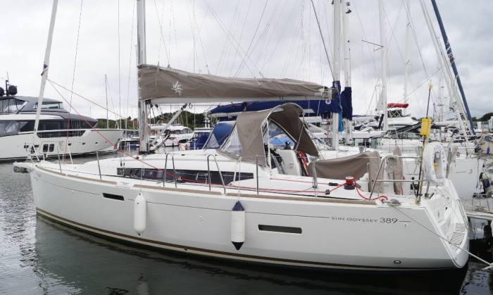 2017 Jeanneau Sun odyssey 389