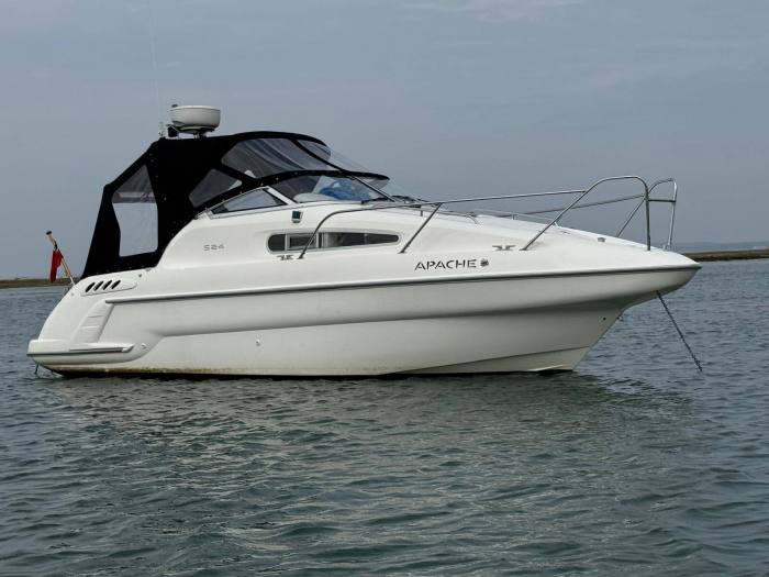1999 Sealine International S24
